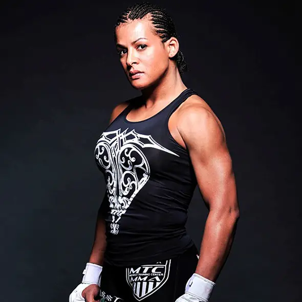 Fallon Fox Vehemently Defends Herself To Be Able To Fight; Slams Back